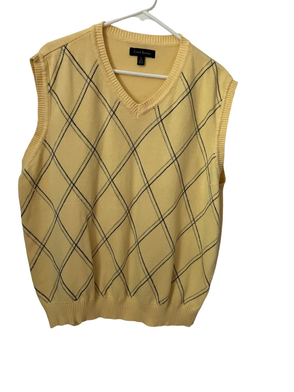 Club Room Yellow Argyle V-Neck Sweater Vest